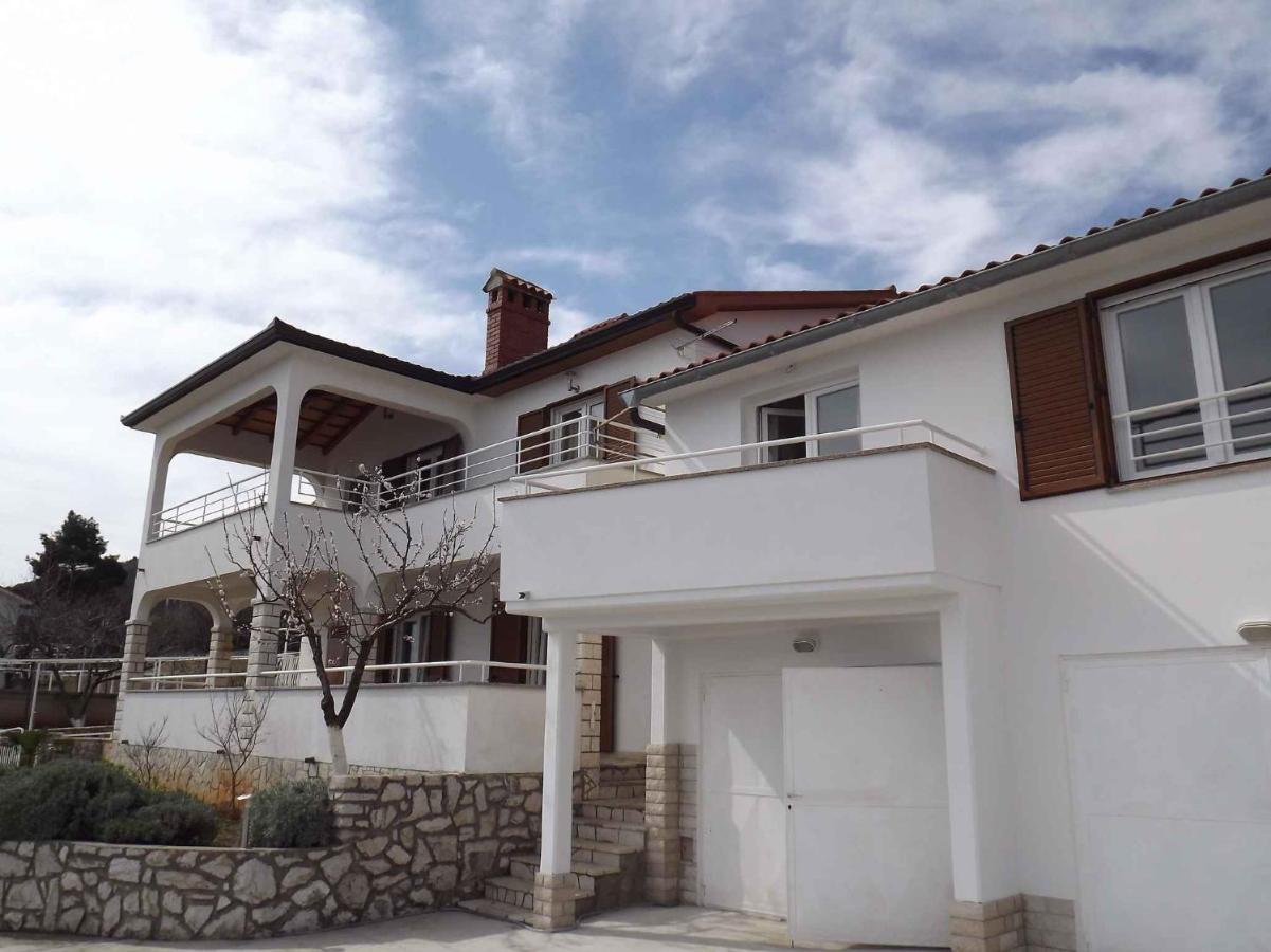 Apartments In Ravni/Istrien 30383 Bagian luar foto