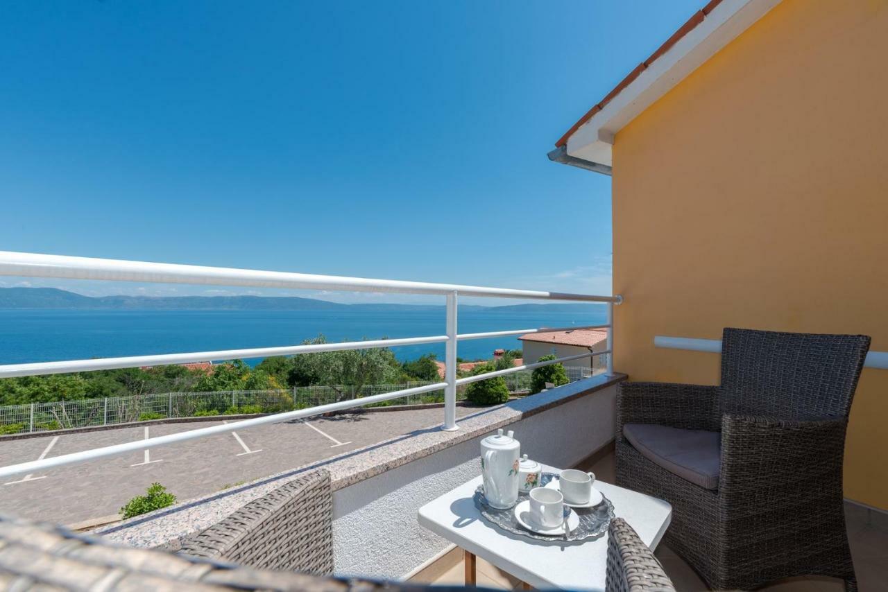 Apartments In Ravni/Istrien 30383 Bagian luar foto