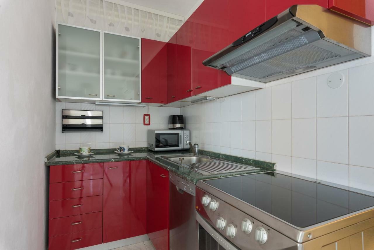 Apartments In Ravni/Istrien 30383 Bagian luar foto